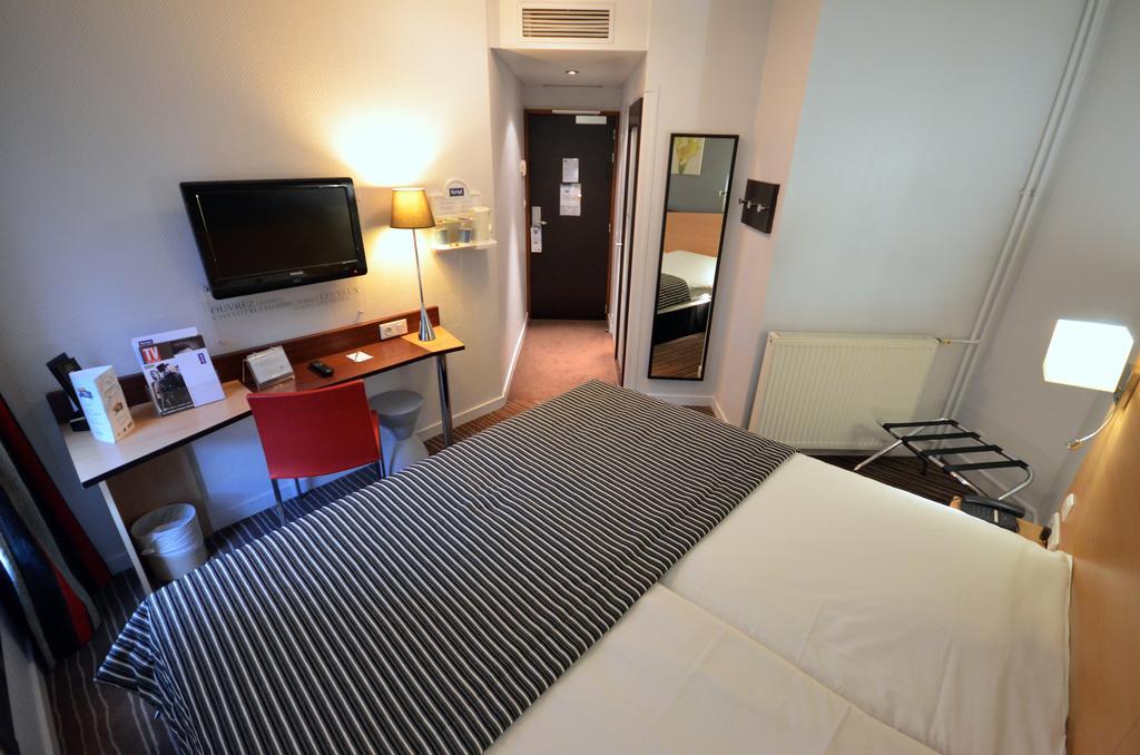 Kyriad Hotel Dijon Gare Zewnętrze zdjęcie