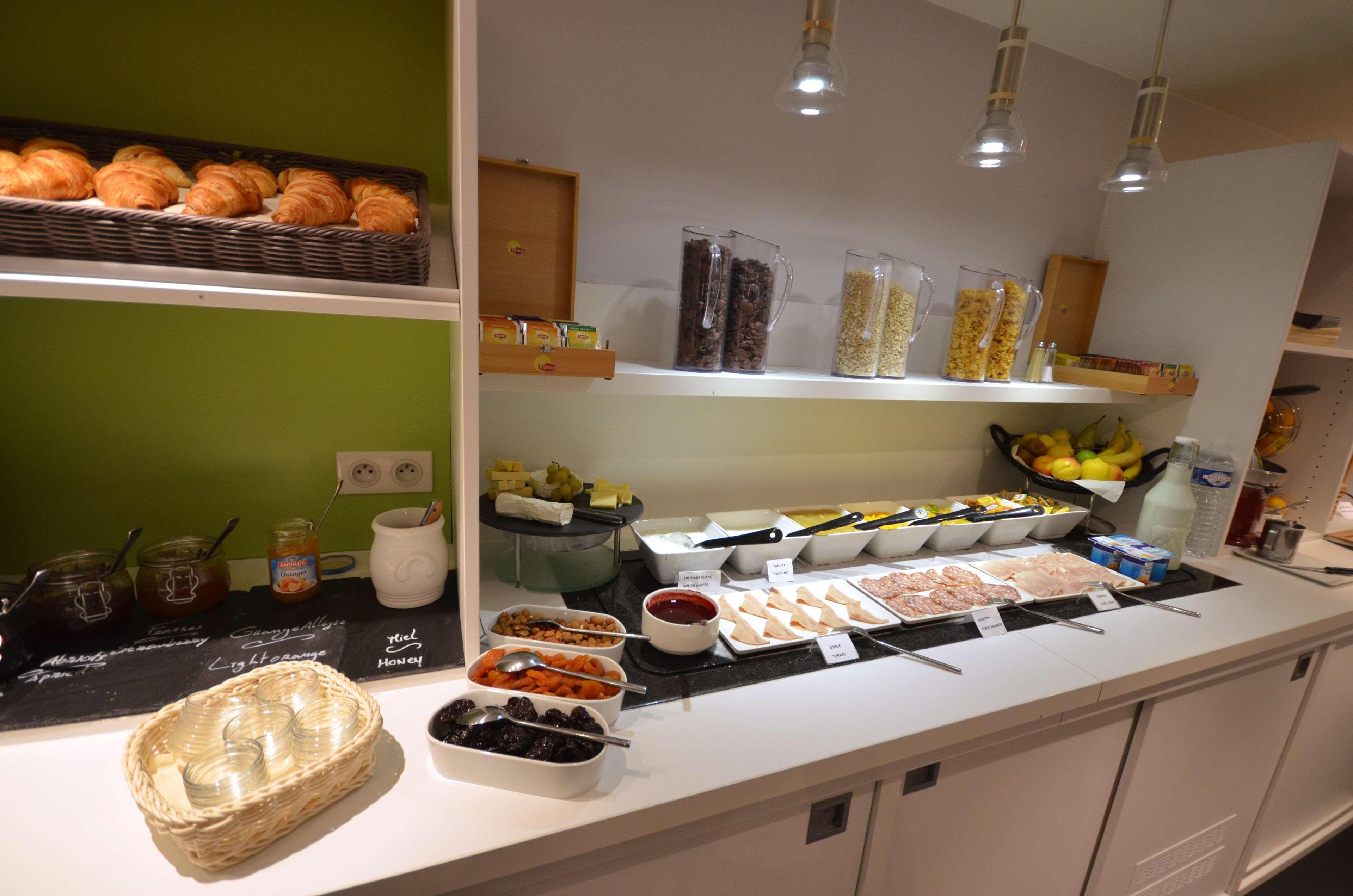 Kyriad Hotel Dijon Gare Zewnętrze zdjęcie