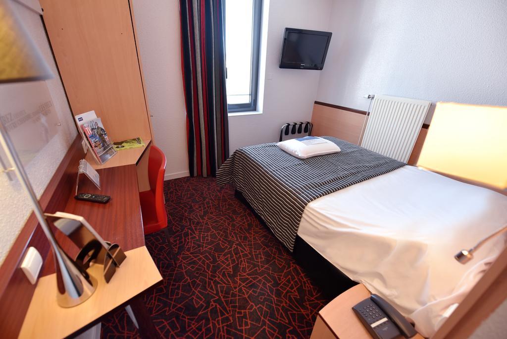 Kyriad Hotel Dijon Gare Zewnętrze zdjęcie