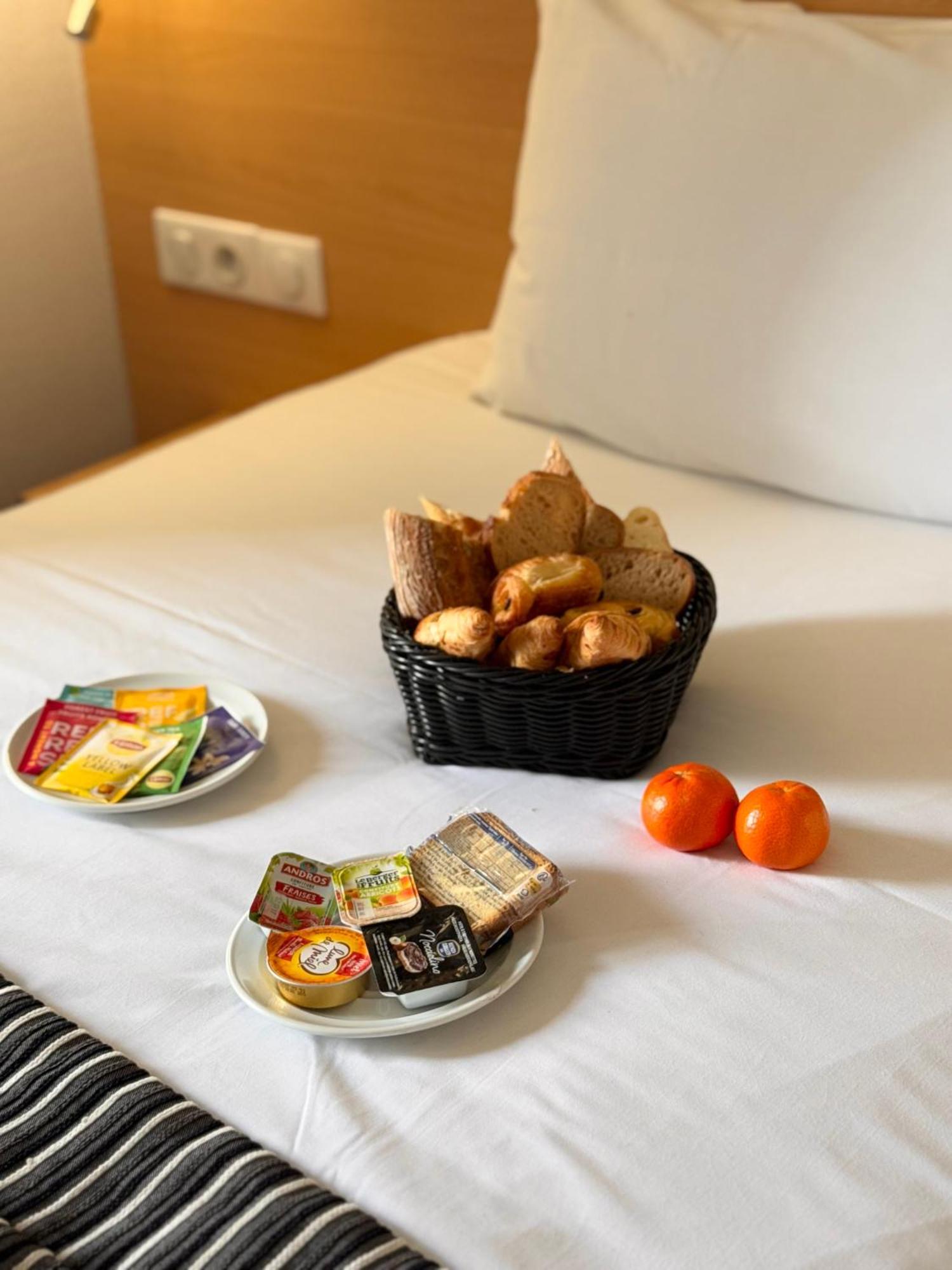 Kyriad Hotel Dijon Gare Zewnętrze zdjęcie
