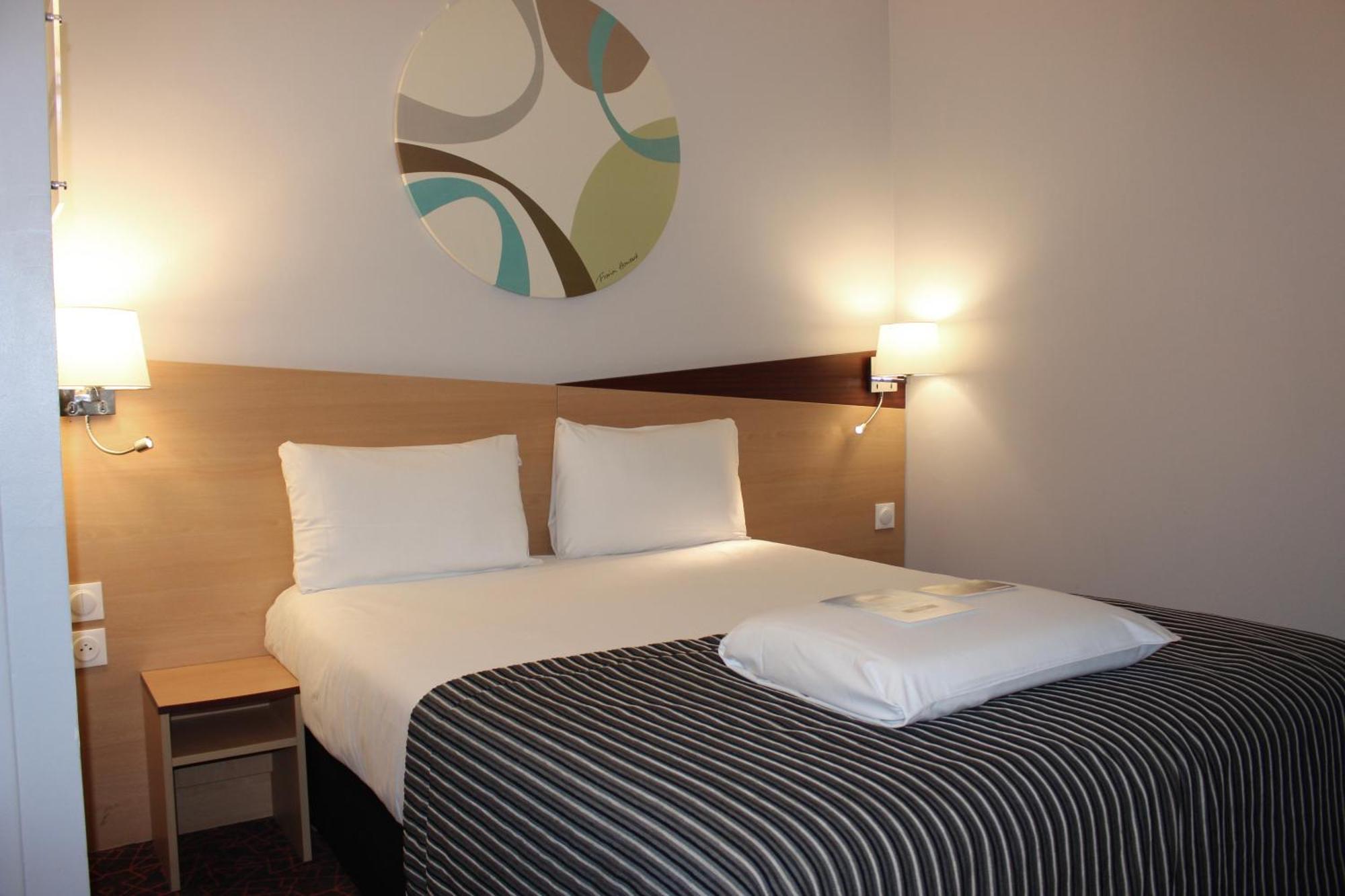 Kyriad Hotel Dijon Gare Zewnętrze zdjęcie